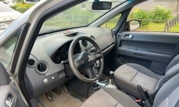 Mitsubishi Colt VI рестайлинг, 2004 год, 140 000 рублей, 4 фотография
