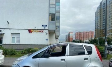 Mitsubishi Colt VI рестайлинг, 2004 год, 140 000 рублей, 8 фотография