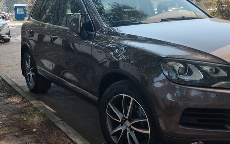 Volkswagen Touareg III, 2013 год, 2 450 000 рублей, 1 фотография