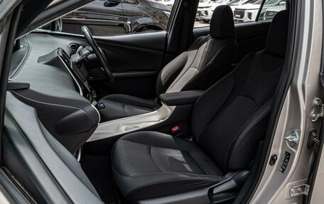 Toyota Prius IV XW50, 2016 год, 1 535 000 рублей, 8 фотография