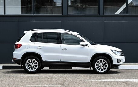 Volkswagen Tiguan I, 2011 год, 1 699 000 рублей, 5 фотография