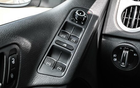 Volkswagen Tiguan I, 2011 год, 1 699 000 рублей, 18 фотография