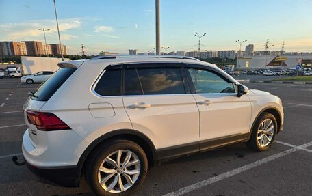 Volkswagen Tiguan II, 2017 год, 1 850 000 рублей, 3 фотография