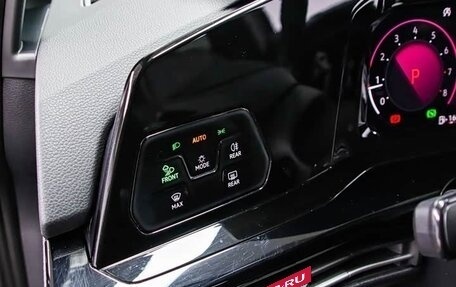 Volkswagen Golf VIII, 2022 год, 1 640 004 рублей, 14 фотография