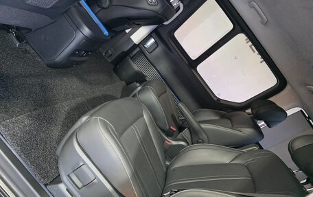 Hyundai Staria, 2024 год, 5 770 000 рублей, 8 фотография
