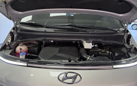 Hyundai Staria, 2024 год, 5 770 000 рублей, 18 фотография