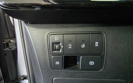 Hyundai Staria, 2024 год, 5 770 000 рублей, 17 фотография