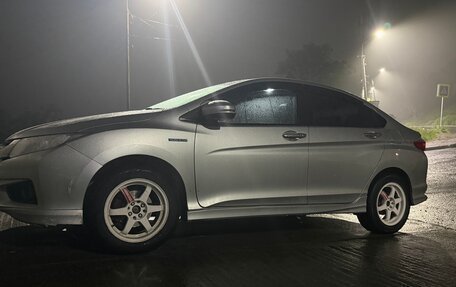 Honda Grace I, 2015 год, 950 000 рублей, 2 фотография