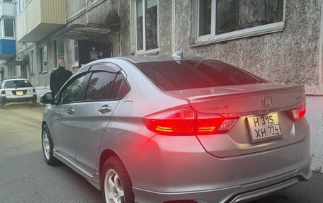Honda Grace I, 2015 год, 950 000 рублей, 3 фотография