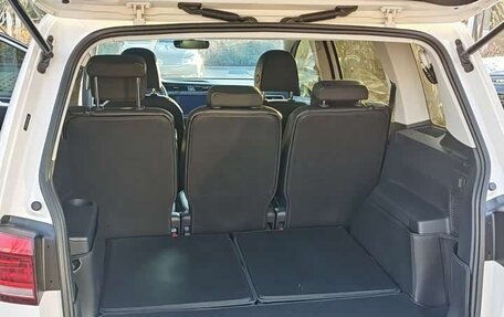 Volkswagen Touran III, 2022 год, 1 430 004 рублей, 11 фотография