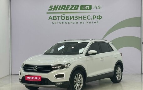Volkswagen T-Roc I, 2021 год, 1 770 000 рублей, 1 фотография