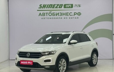 Volkswagen T-Roc I, 2021 год, 1 770 000 рублей, 1 фотография