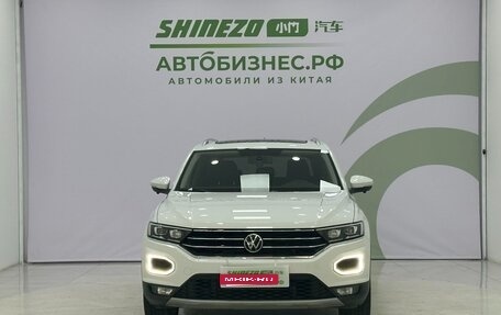 Volkswagen T-Roc I, 2021 год, 1 770 000 рублей, 2 фотография