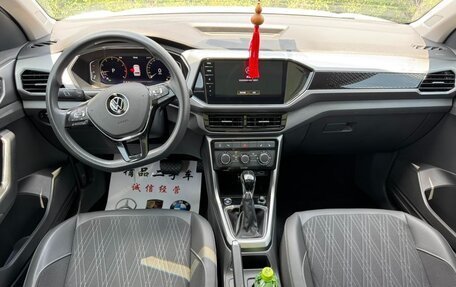 Volkswagen T-Cross I, 2021 год, 1 302 000 рублей, 9 фотография