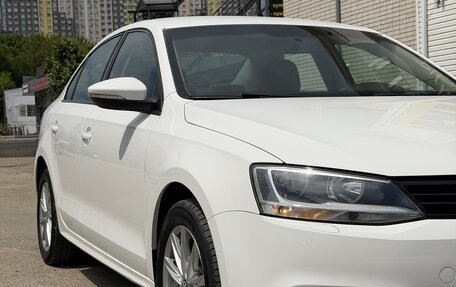 Volkswagen Jetta VI, 2012 год, 1 120 000 рублей, 3 фотография