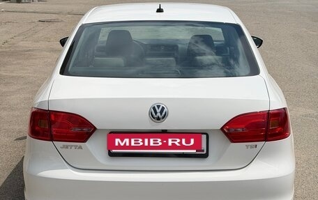 Volkswagen Jetta VI, 2012 год, 1 120 000 рублей, 5 фотография