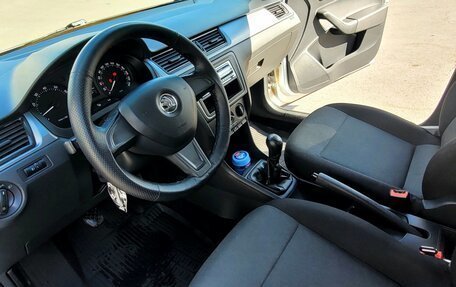 Skoda Rapid I, 2015 год, 1 100 000 рублей, 8 фотография