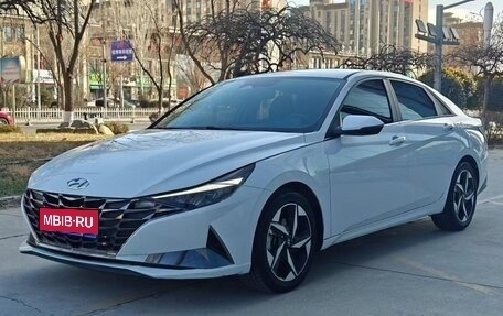 Hyundai Elantra, 2022 год, 1 320 000 рублей, 1 фотография
