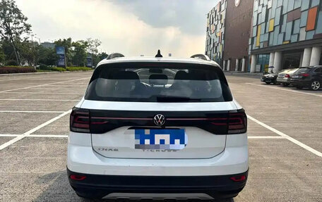 Volkswagen T-Cross I, 2023 год, 1 350 000 рублей, 4 фотография