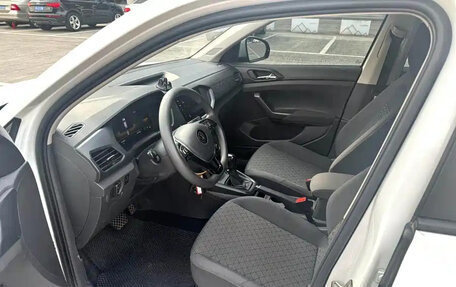Volkswagen T-Cross I, 2023 год, 1 350 000 рублей, 8 фотография