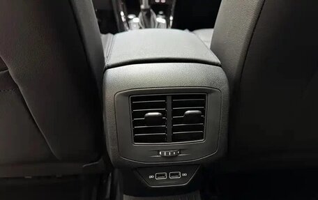 Volkswagen T-Roc I, 2022 год, 1 872 000 рублей, 14 фотография