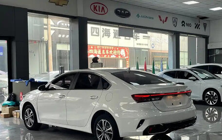 KIA K3, 2023 год, 1 599 000 рублей, 4 фотография