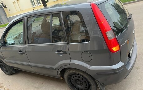 Ford Fusion I, 2004 год, 250 000 рублей, 10 фотография