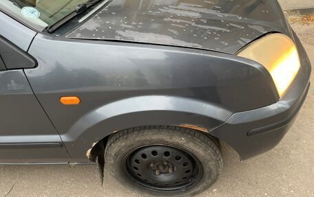 Ford Fusion I, 2004 год, 250 000 рублей, 15 фотография