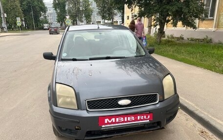 Ford Fusion I, 2004 год, 250 000 рублей, 23 фотография