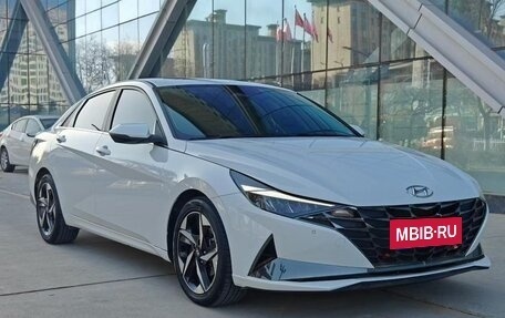 Hyundai Elantra, 2022 год, 1 320 000 рублей, 3 фотография