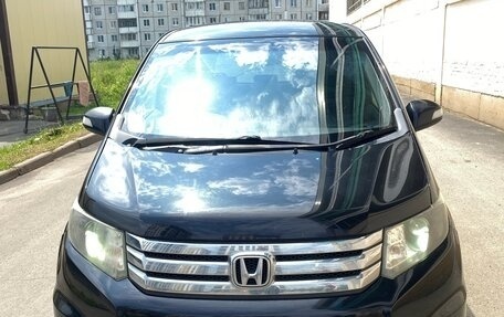Honda Freed I, 2012 год, 1 050 000 рублей, 1 фотография