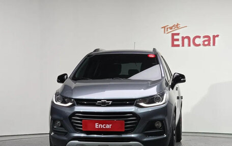 Chevrolet Trax, 2020 год, 1 179 000 рублей, 2 фотография