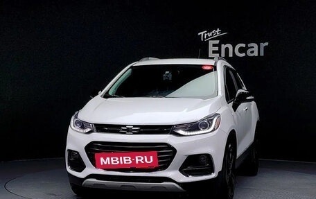 Chevrolet Trax, 2020 год, 1 054 000 рублей, 2 фотография