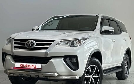 Toyota Fortuner II, 2018 год, 3 450 000 рублей, 2 фотография