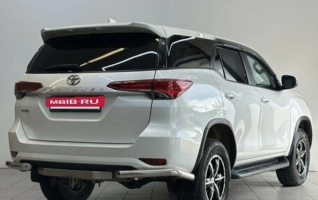 Toyota Fortuner II, 2018 год, 3 450 000 рублей, 6 фотография