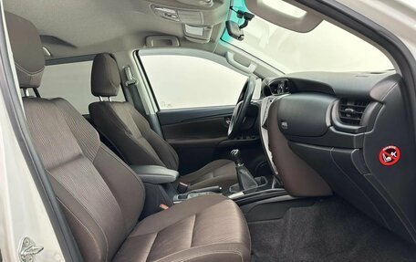 Toyota Fortuner II, 2018 год, 3 450 000 рублей, 24 фотография