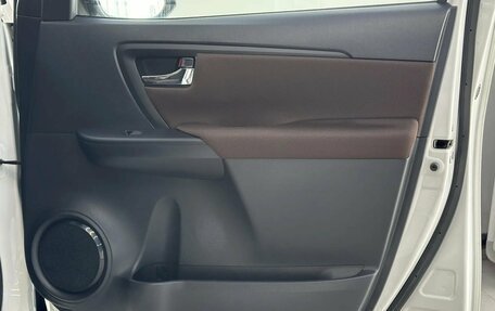 Toyota Fortuner II, 2018 год, 3 450 000 рублей, 19 фотография