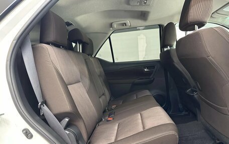 Toyota Fortuner II, 2018 год, 3 450 000 рублей, 27 фотография