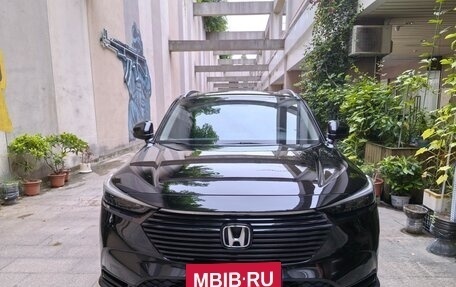 Honda Vezel, 2023 год, 1 660 000 рублей, 2 фотография