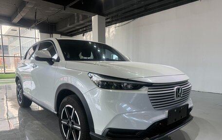 Honda Vezel, 2023 год, 1 690 000 рублей, 3 фотография