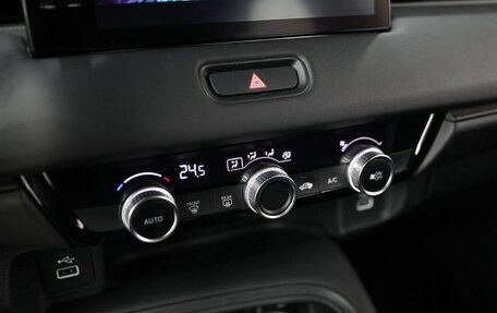 Honda Vezel, 2023 год, 1 740 000 рублей, 12 фотография