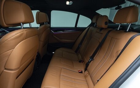 BMW 5 серия, 2021 год, 4 100 001 рублей, 17 фотография