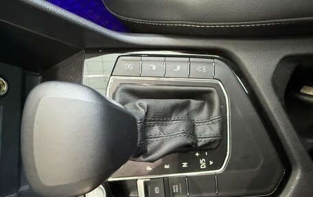 Volkswagen Tiguan II, 2023 год, 2 460 000 рублей, 18 фотография