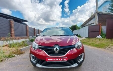 Renault Kaptur I рестайлинг, 2019 год, 1 700 000 рублей, 8 фотография