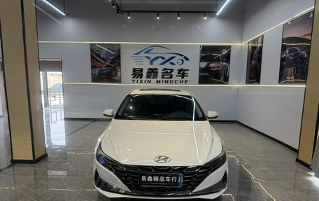 Hyundai Elantra, 2022 год, 1 340 000 рублей, 2 фотография