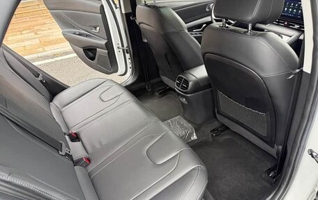 Hyundai Elantra, 2022 год, 1 250 004 рублей, 12 фотография