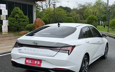 Hyundai Elantra, 2022 год, 1 250 004 рублей, 4 фотография
