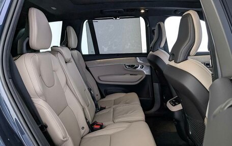 Volvo XC90 II рестайлинг, 2026 год, 12 фотография