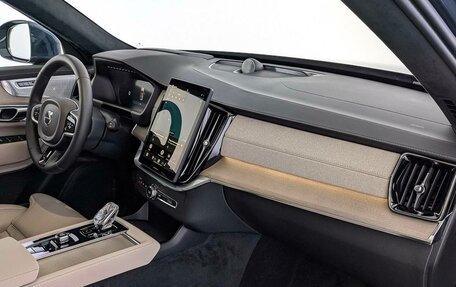 Volvo XC90 II рестайлинг, 2026 год, 9 фотография