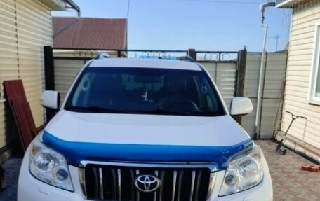 Toyota Land Cruiser Prado 150 рестайлинг 2, 2012 год, 2 800 000 рублей, 1 фотография